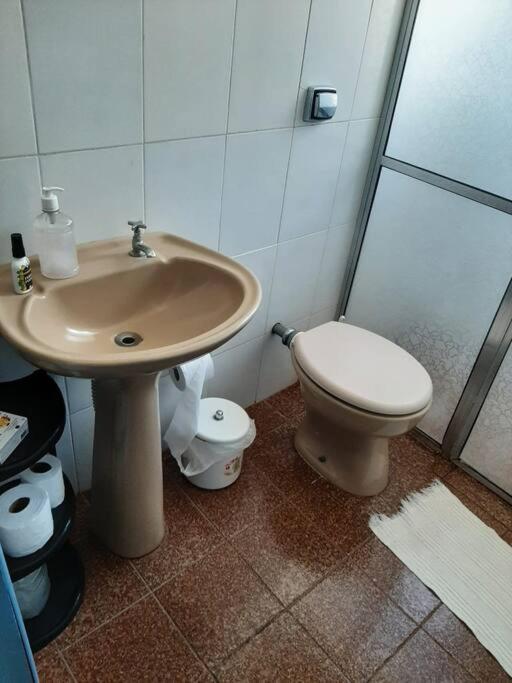 Casa De Temporada - Sao Sebastiao - Praia Barequecaba - 500M Da Praia エクステリア 写真